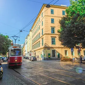 Hostel Dormitory, Viyana