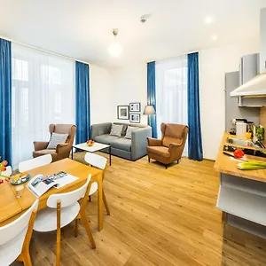 4* Aparthotel Jimmy's Emerald