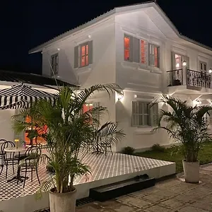 https://fides-boutique.hotelsluangprabang.com