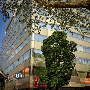 Simm's - Cityhotel Next To Metro U3 Bécs