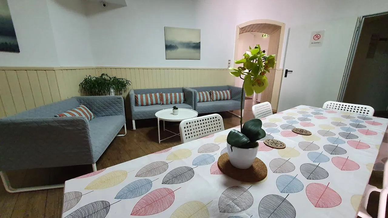 7Brunnen Hostel Beds & Rooms Vienna 0*,