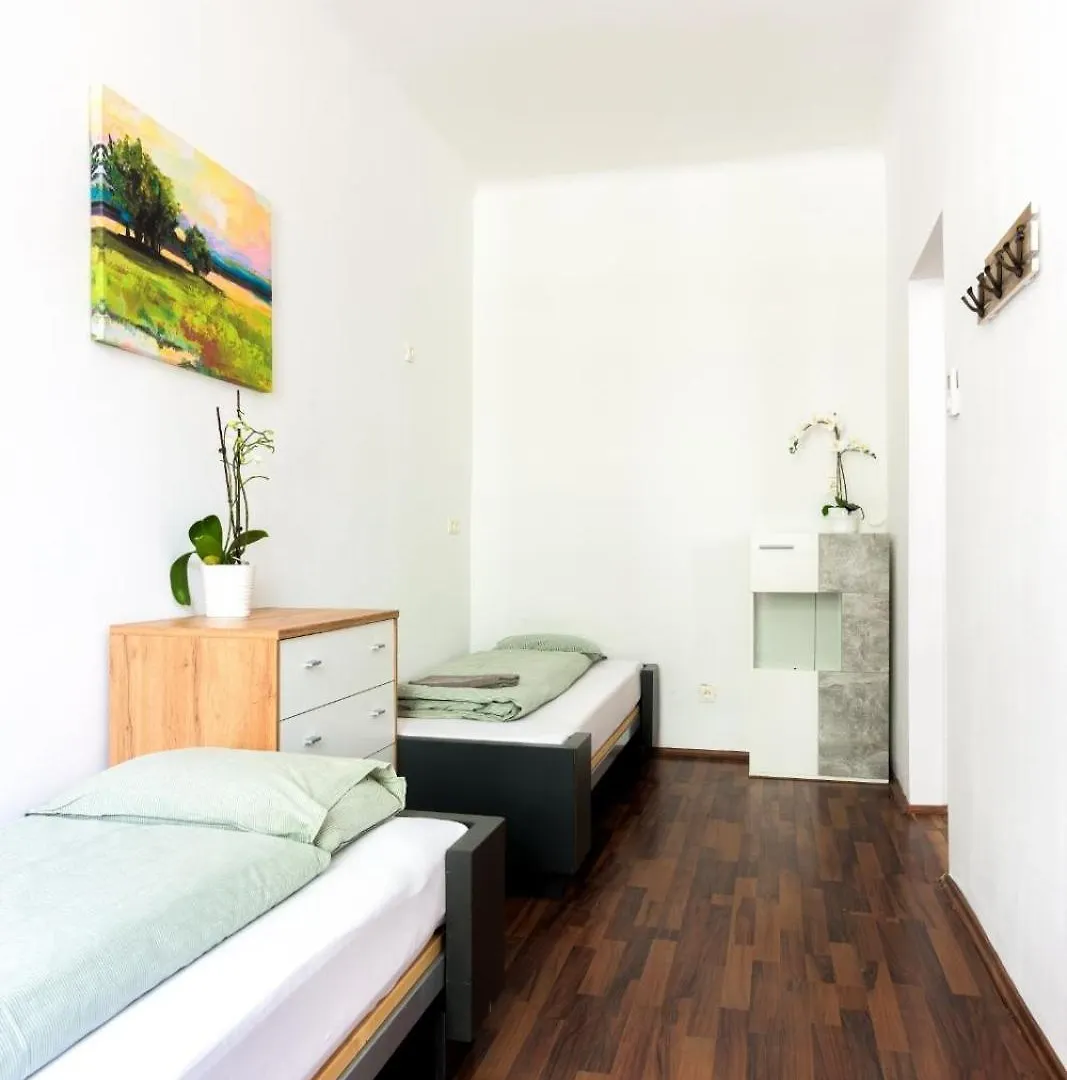 7Brunnen Hostel Beds & Rooms Vienna